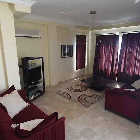 Villa Goldcity With Pool